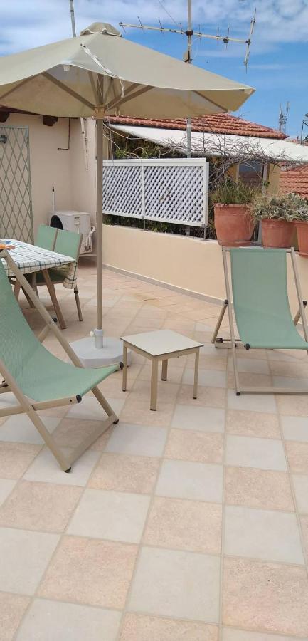 Elois Suites Rethymno  ภายนอก รูปภาพ