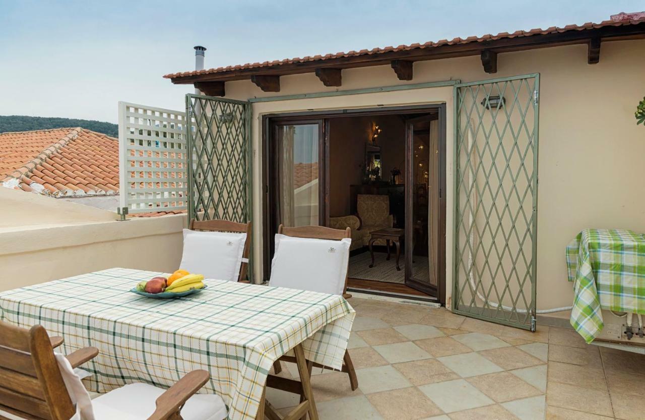 Elois Suites Rethymno  ภายนอก รูปภาพ