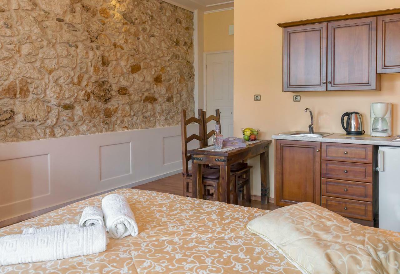 Elois Suites Rethymno  ภายนอก รูปภาพ