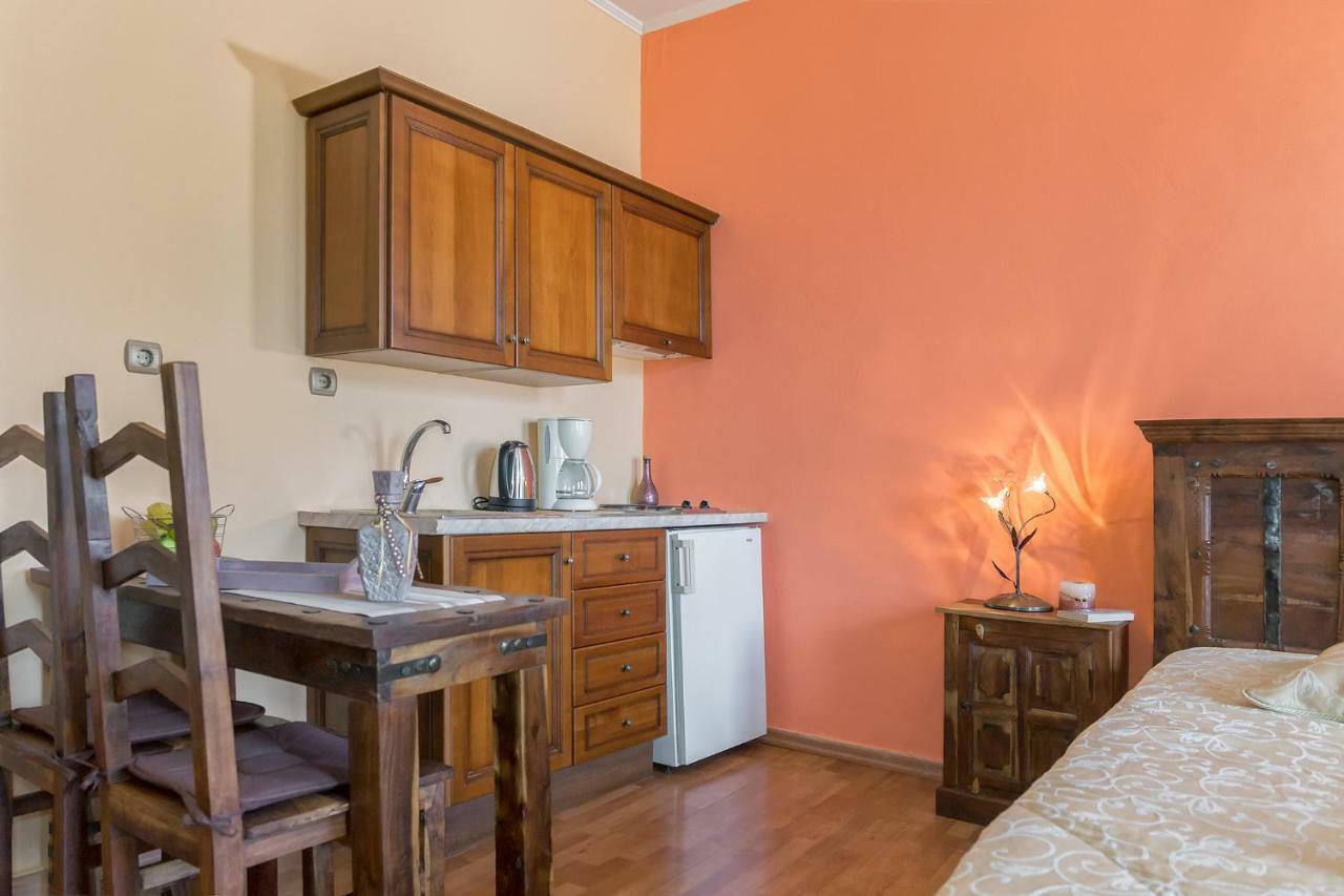 Elois Suites Rethymno  ภายนอก รูปภาพ